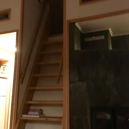 Aekaesakka B4 Chalet * Äkäslompolo